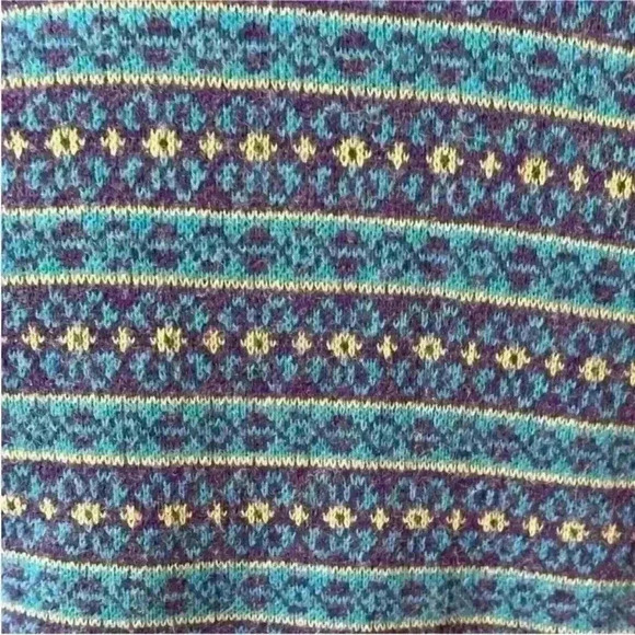Cotton + Candy- Women's Pullover Fair
Isle Sweater Size Medium- EUC! - Picture 3 of 3